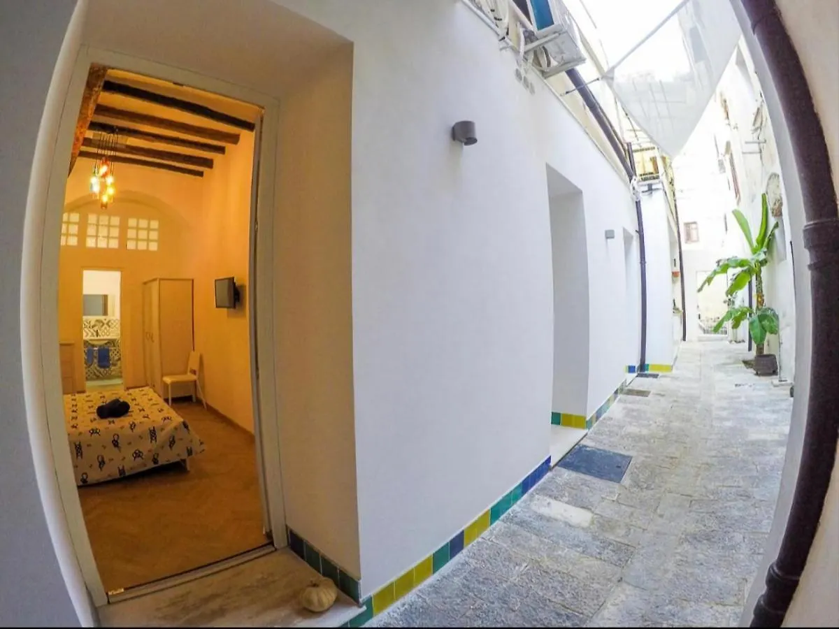 B&B Garibaldi 알카모